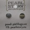 Disc stud earrings