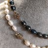 Pearl necklace with rose